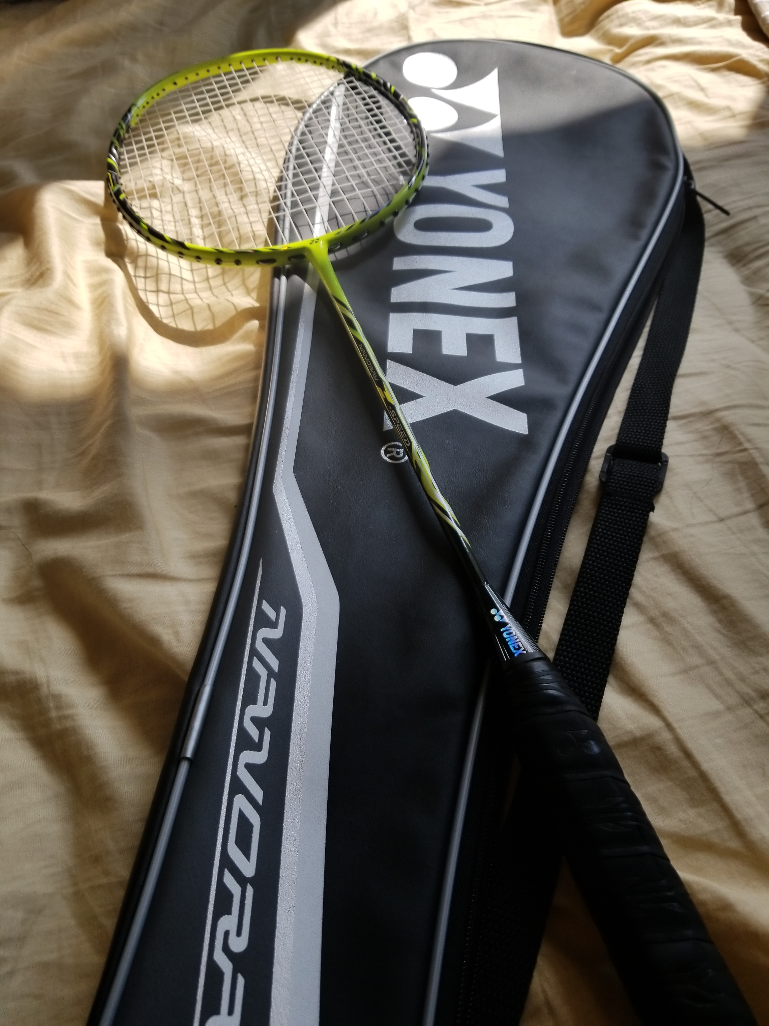 Yonex Nanoray Z Speed Badminton Racket Review - Fast and Powerful