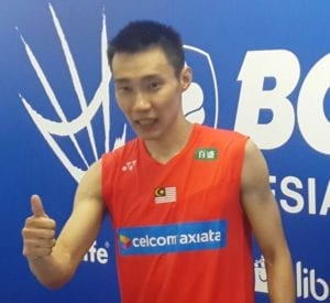 lee chong wei giving thumbs up