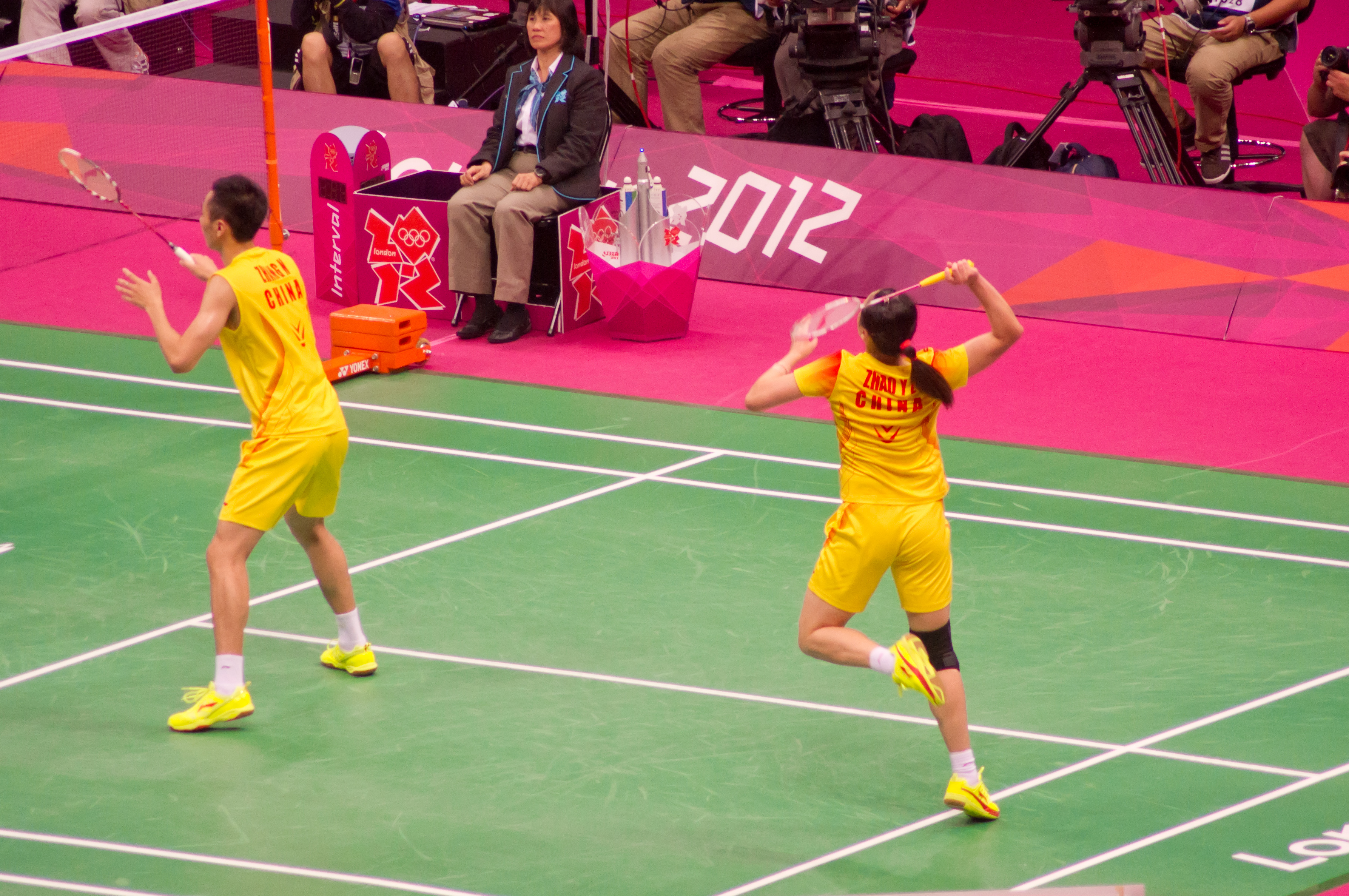 Different Uses Of A Badminton Clear That Improves Your Game